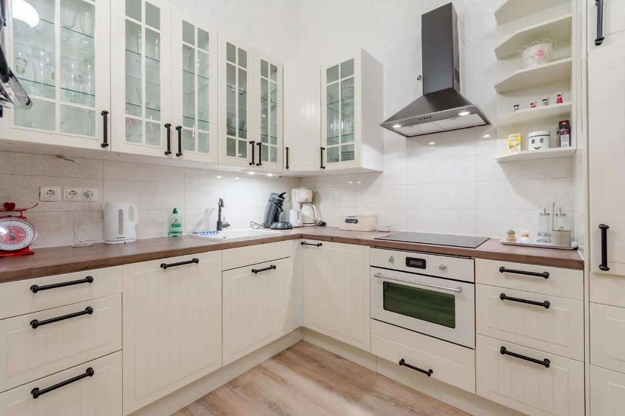 Apartments Villa Kameja  Donji Okrug (Ciovo)