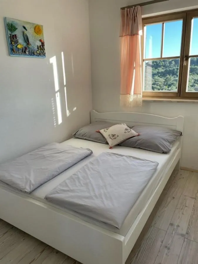Apartments Villa Kameja Donji Okrug